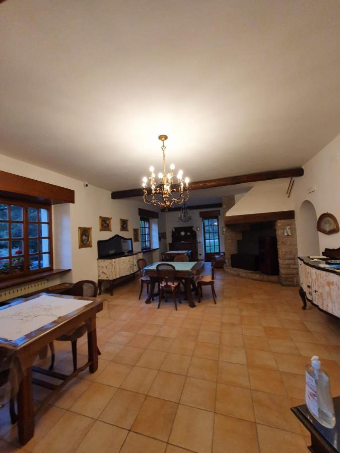 Bed and Breakfast Le Calecatine à Rocca di Botte Extérieur photo
